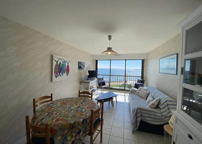 Le Saint Pierre - 2 Etoiles Face *