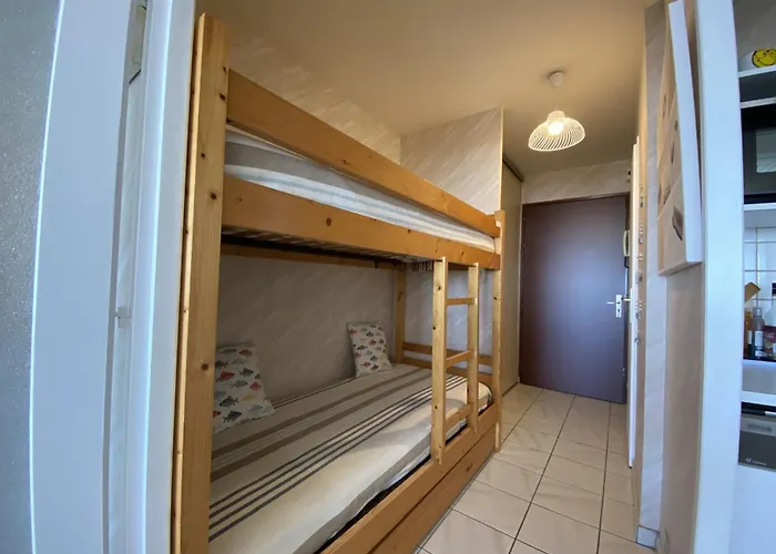 Le Saint Pierre - 2 Etoiles Face *